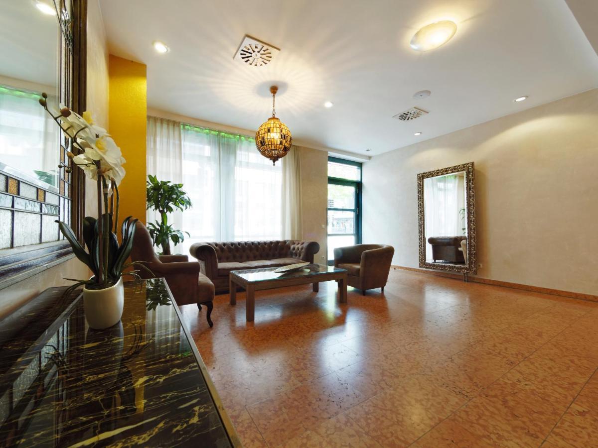 Apartahotel Arabest & Boardinghouse